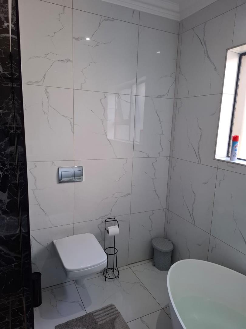 4 Bedroom Property for Sale in Leloko North West